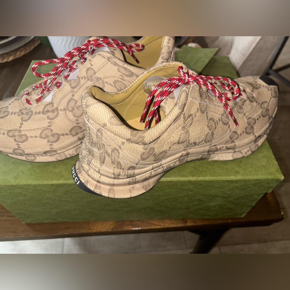 Gucci Beige and Red Patterned Sneakers